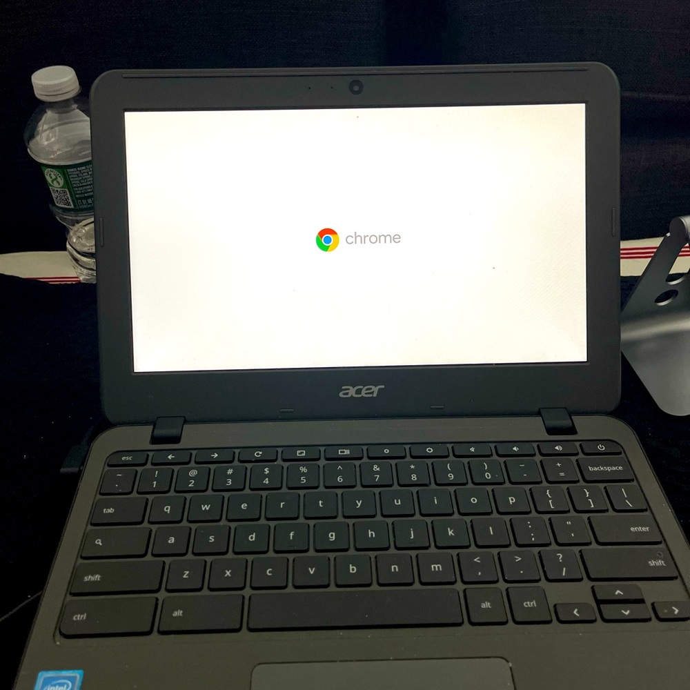 Acer chrome laptop touch screen black